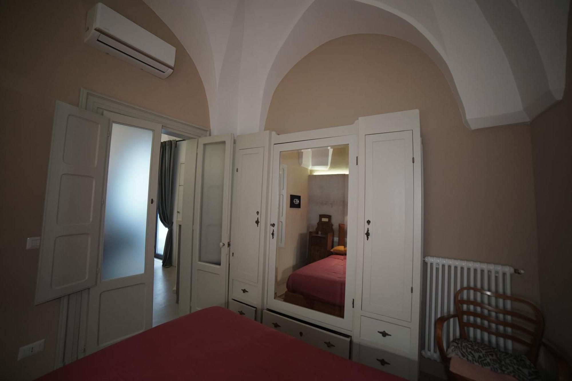 Holiday home Mimar Charme Ed Eleganza Maruggio